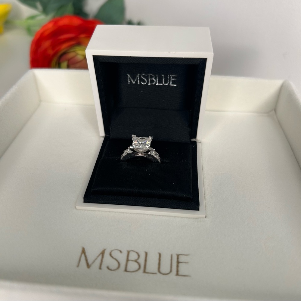 3CT Moissanite engagement ring 14K vermeil size 5